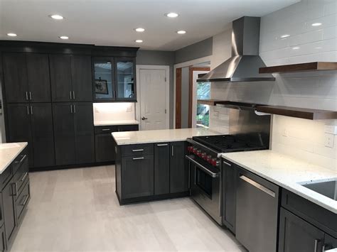 cabinet dealers near me.
